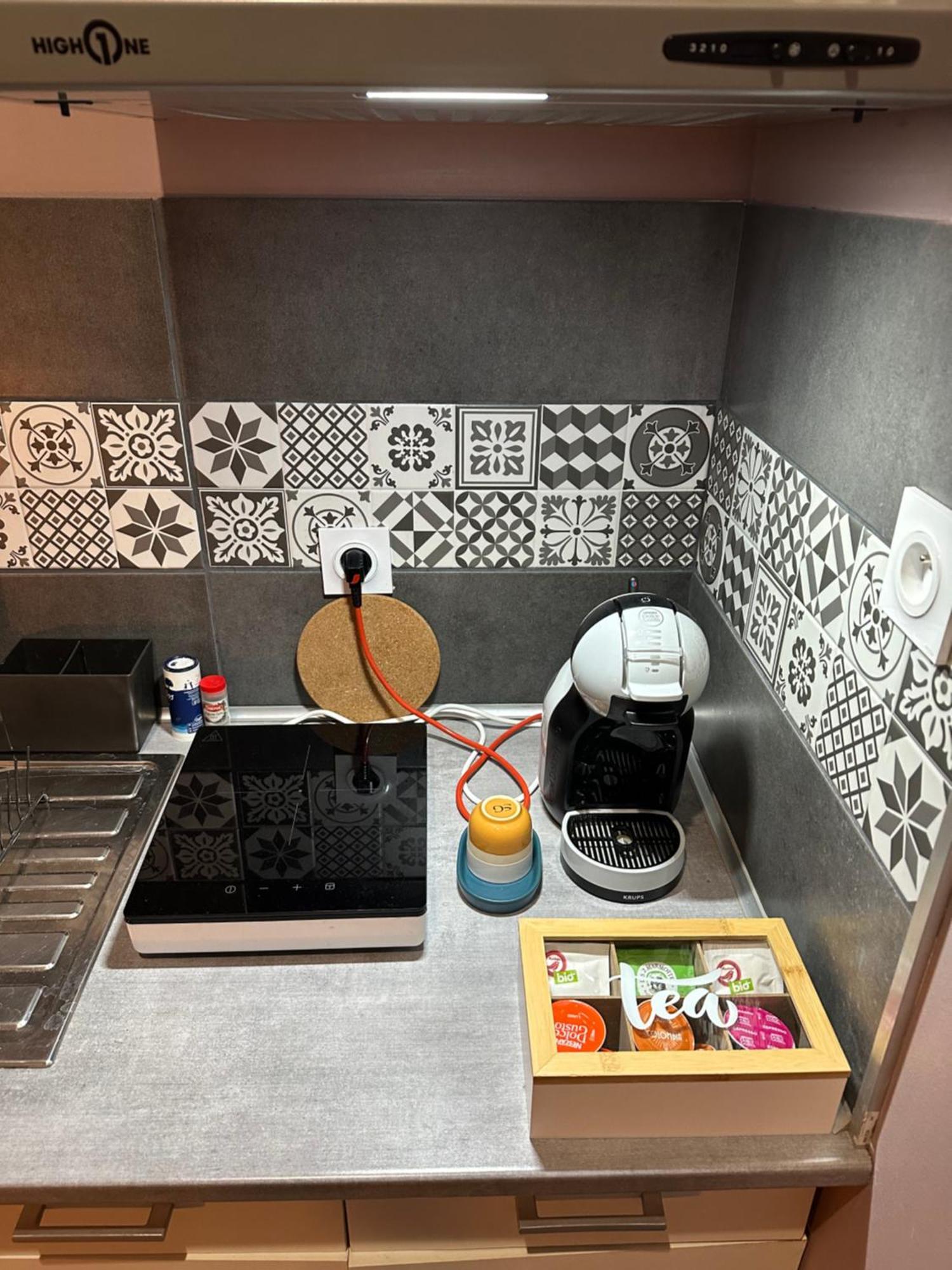 La Tiny : Adorable Petit Studio /Parking Gratuit. Angoulême Exterior foto